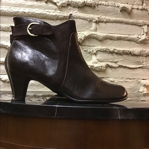 Dark chocolate brown soft leather upper bootie